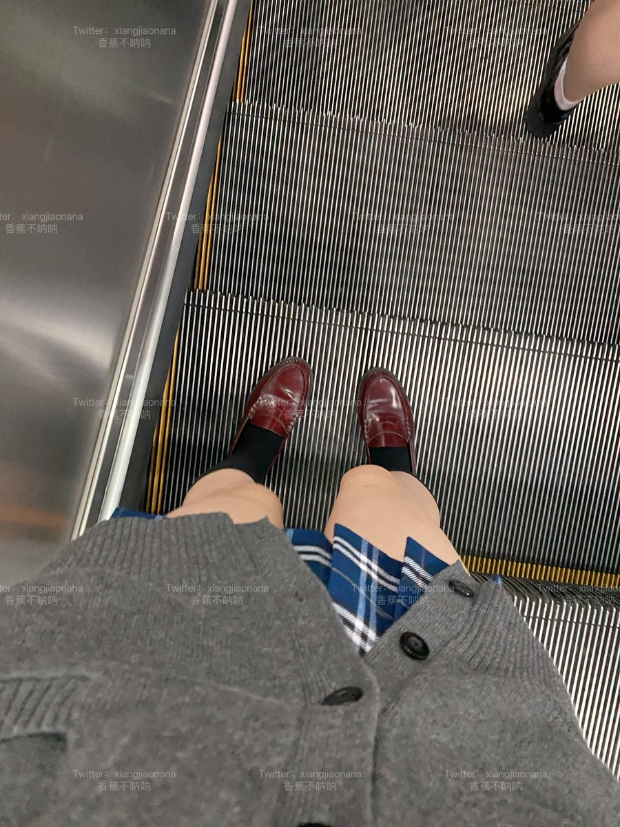 黄推福利内容 - 香蕉不呐呐的精彩图片 福利姬香蕉不呐呐分享的黄推图片2 - 网红私拍内容