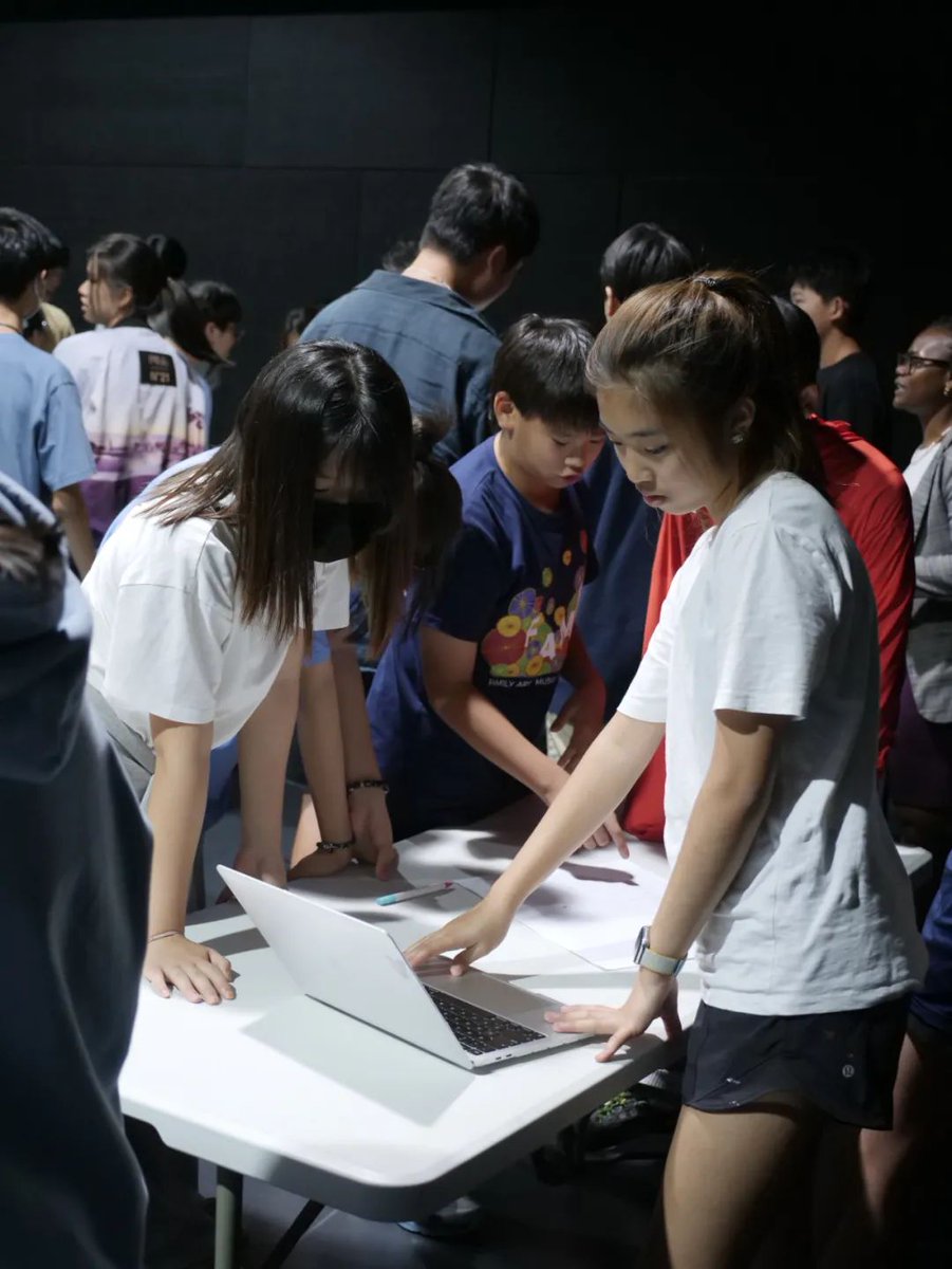 Qingdao Amerasia International School tweet media