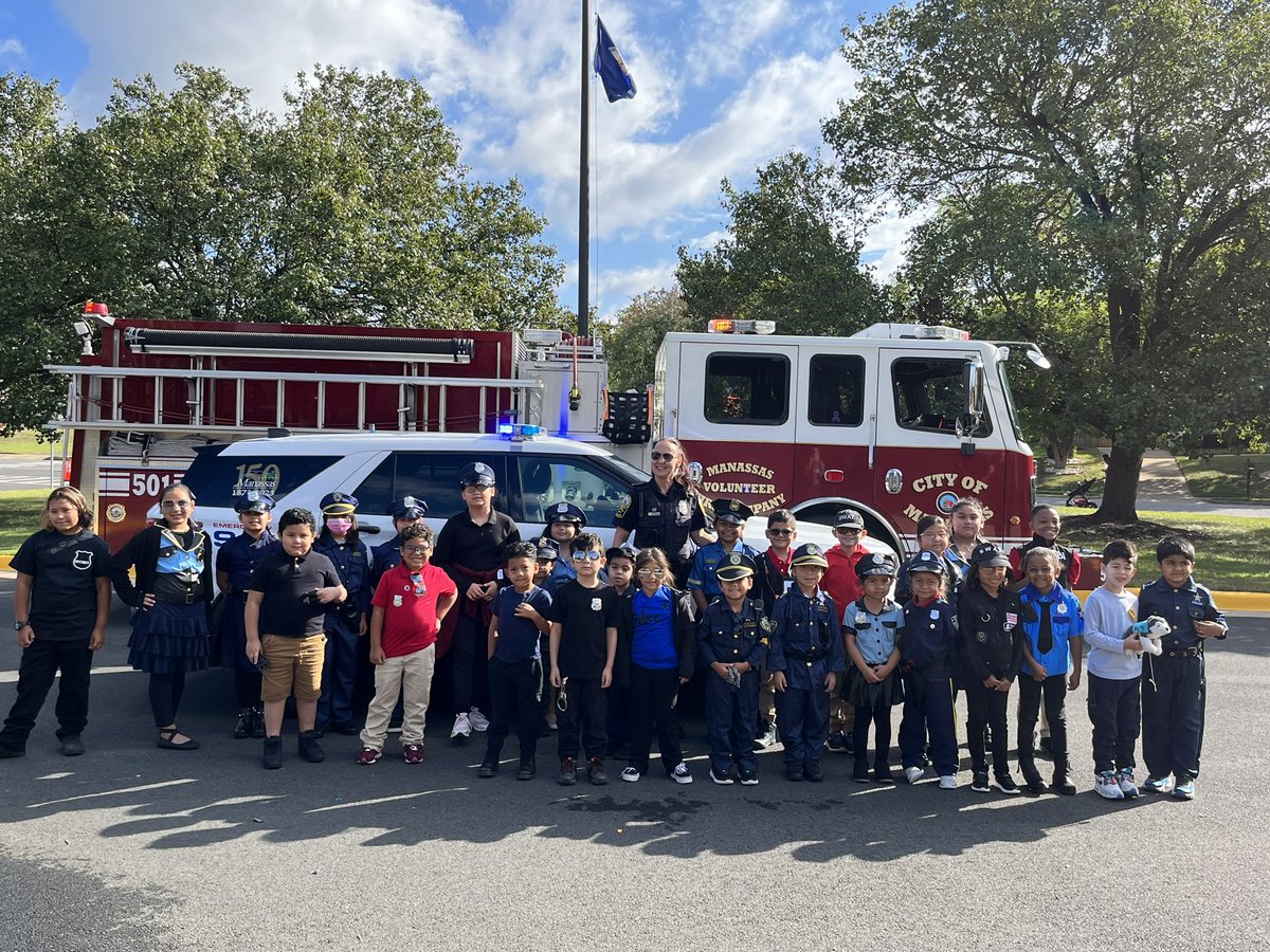 Special thanks to <a href="/ManassasCityPD/">Manassas City Police</a> and City of Manassas FD for visiting! Our <a href="/WeemsWildcats/">Weems Elementary School</a> were dressed for their dream jobs and loved meeting a police office and a few firefighters! <a href="/mymcpsva/">ManassasCitySchools</a> #careergoals #Spiritweek2023