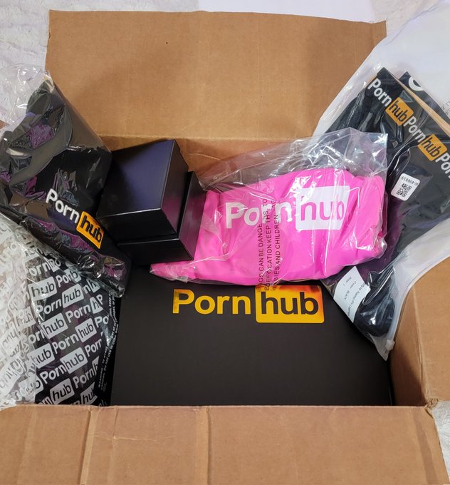 Look what came in the mail today, Our 100k subscribers kit from @Pornhub. Thanks so much to all our subscribers<a href="/tag/sophiab_johnny"class="tags"><span>#sophiab_johnny</span></a>