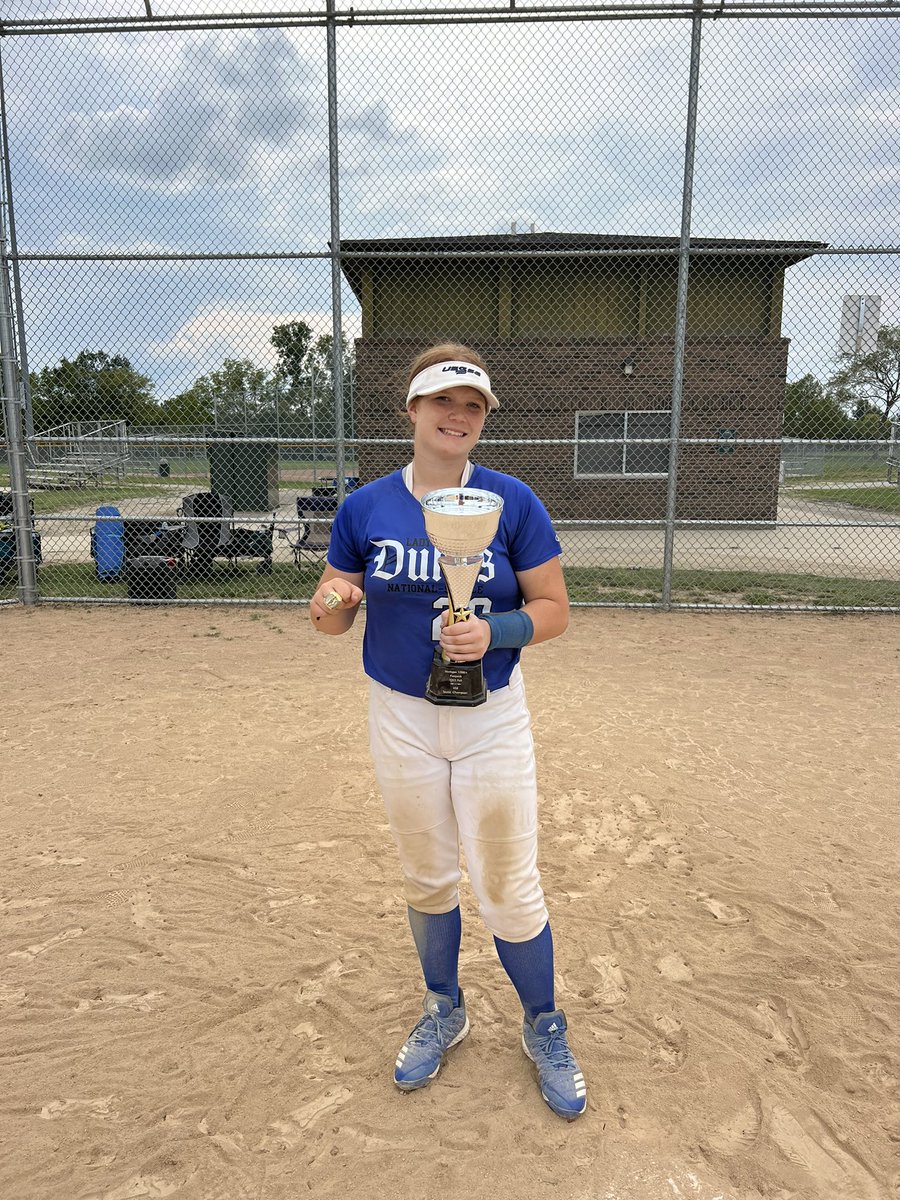 CaraSteele2027's tweet photo. I had an amazing weekend with my team. We are USSSA 14A Fall State Champions! We won as a team. I did have a pretty good weekend. I batted .556 with 8 RBIs and 6 steals. Love my teammates! @ExtraInningSB @LegacyLegendsS1 @CoachFentonBG @svsu_ryan @CoachDot_LU @DukesNational https://t.co/bG7ZcxGSkp