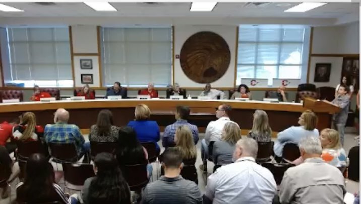 Kristen Cline tweet media