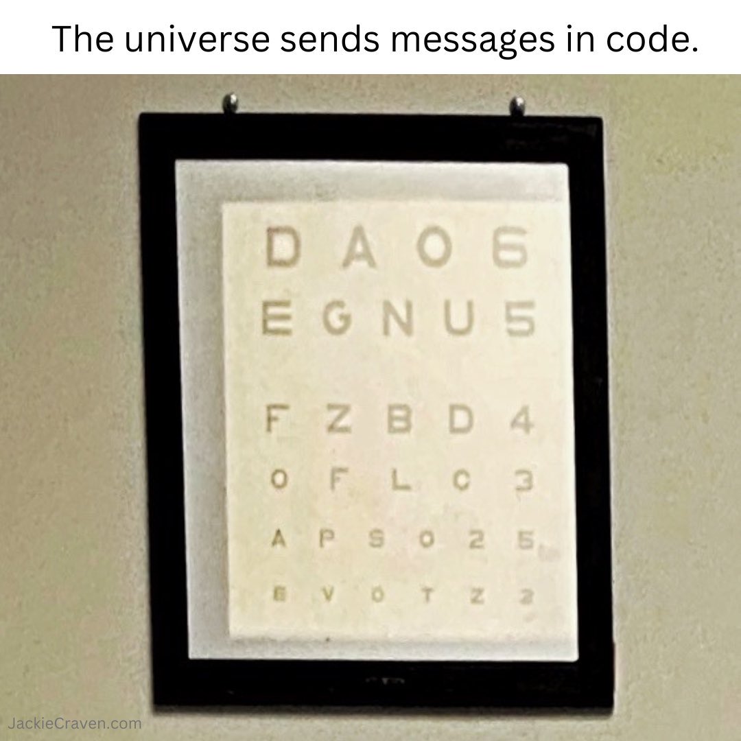 JackieCraven's tweet image. Every year the annual eye exam gets harder. 👓  
~~~~~~~~
#meme #code #eyechart #jackiecraven