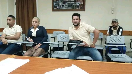 Los jóvenes del Sistema Empresarial tunero continúan rumbo al #12CongresoUJC
En la mañana de hoy se realizó la reunión de Evaluación y Asamblea de Balance del Comité de Base División Tiendas Caribe,donde se reafirmó el compromiso de la juventud con la Revolución
#UnaMejorJuventud