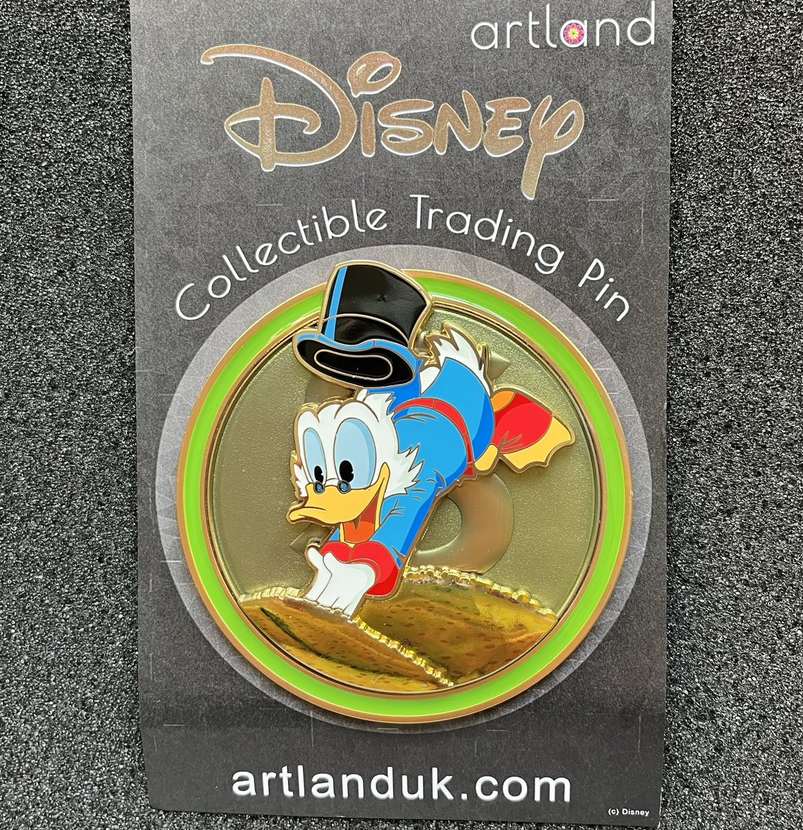 New Scrooge McDuck pin by ArtLand! Limited edition of 200. disneypinsblog.com/scrooge-mcduck…