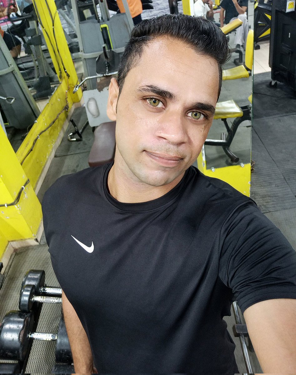 🙂 Very Nice Gym Workout Day ☀️

#health #fitness #fit #gymlove #fitnessmodel #fitnessaddict #fitspo #workout #bodybuilding #cardio #gym #train #training #photooftheday #healthy #instahealth #strong #motivation #instagood #determination #lifestyle  #gym #bhupinderaesthetics #fit