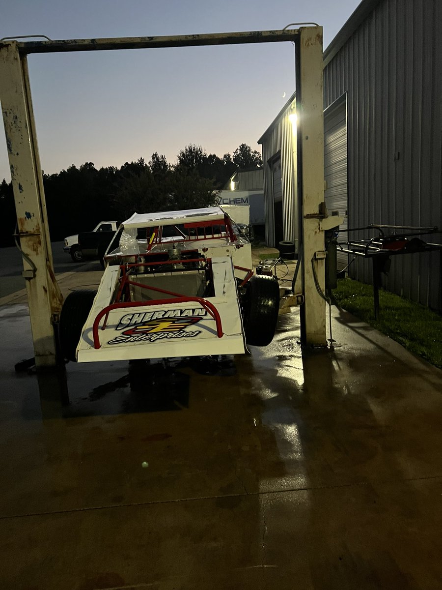 Saturday night recap we went to ultimate motorsport park there was 20 car. We qualified 18th and started six in heat two got up to 5th  before getting drove over on the left side and we just drop back ￼to 6th. Feature ￼we started 18th and missed all the wrecks and finish 12th