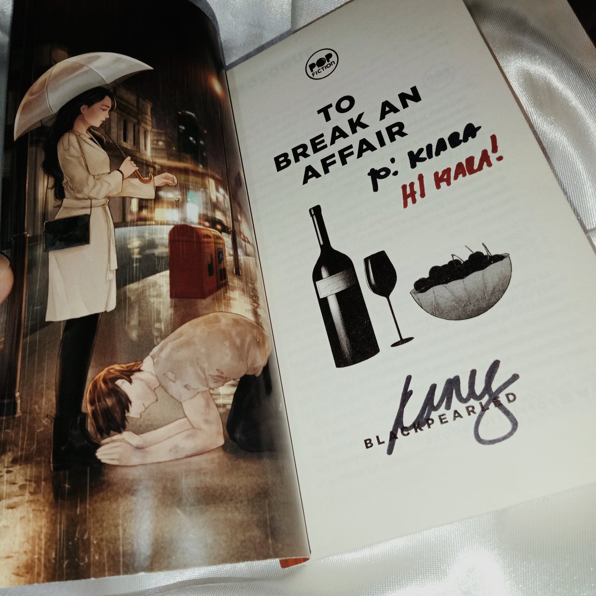 rawvinnieroux's tweet photo. FTM and TBAA signed by Blackpearled | Ate Dane 🫶 https://t.co/HBJrUEr8kM