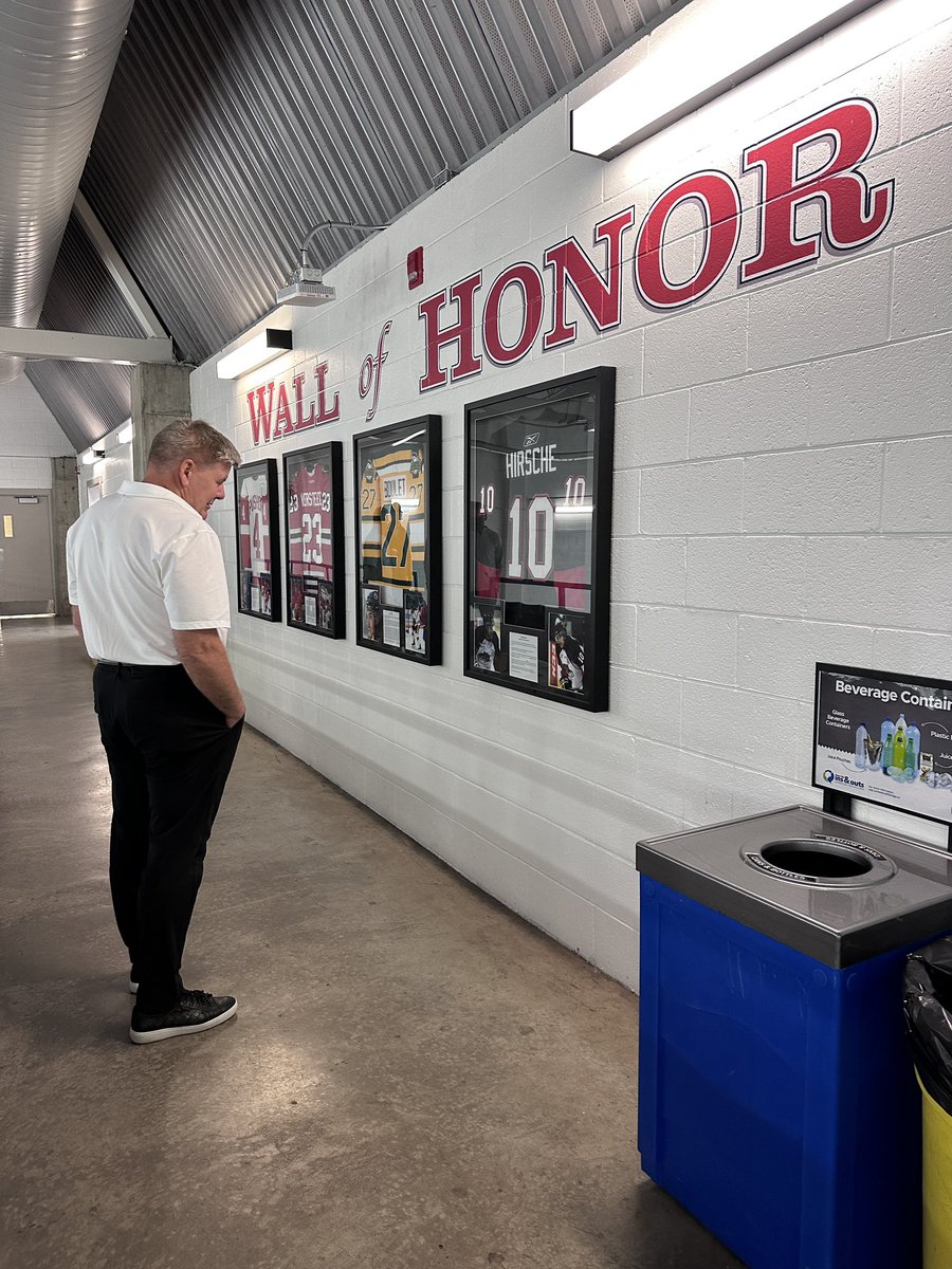 WHLHurricanes's tweet photo. And special thanks to Sean Gillam for the tour of Bill’s old stomping grounds at Nicholas Sheran Arena. Bill knew Logan Boulet’s story, tonight he learned about Brock Hirsche’s. #BH10 #LB27 https://t.co/UyBfHZb1XJ