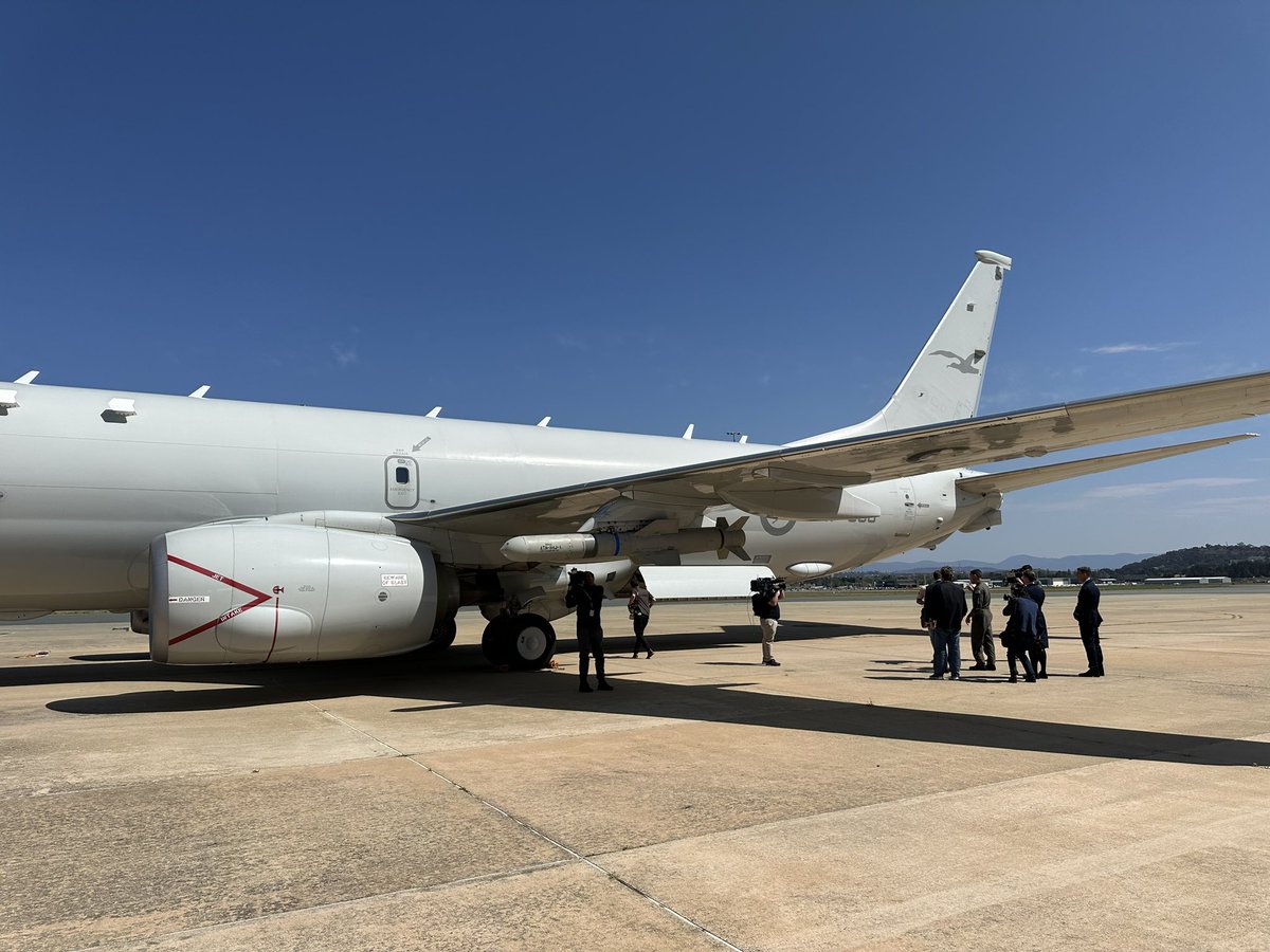 Defence Industry Minister Pat Conroy announces a $1.5 billion boost to the ADF’s maritime patrol aircraft fleet. Includes a fourth MQ-4C Triton Remotely Piloted Aircraft, and upgrades to the RAAF’s fleet of P-8A Poseidons. @9NewsAUS #auspol