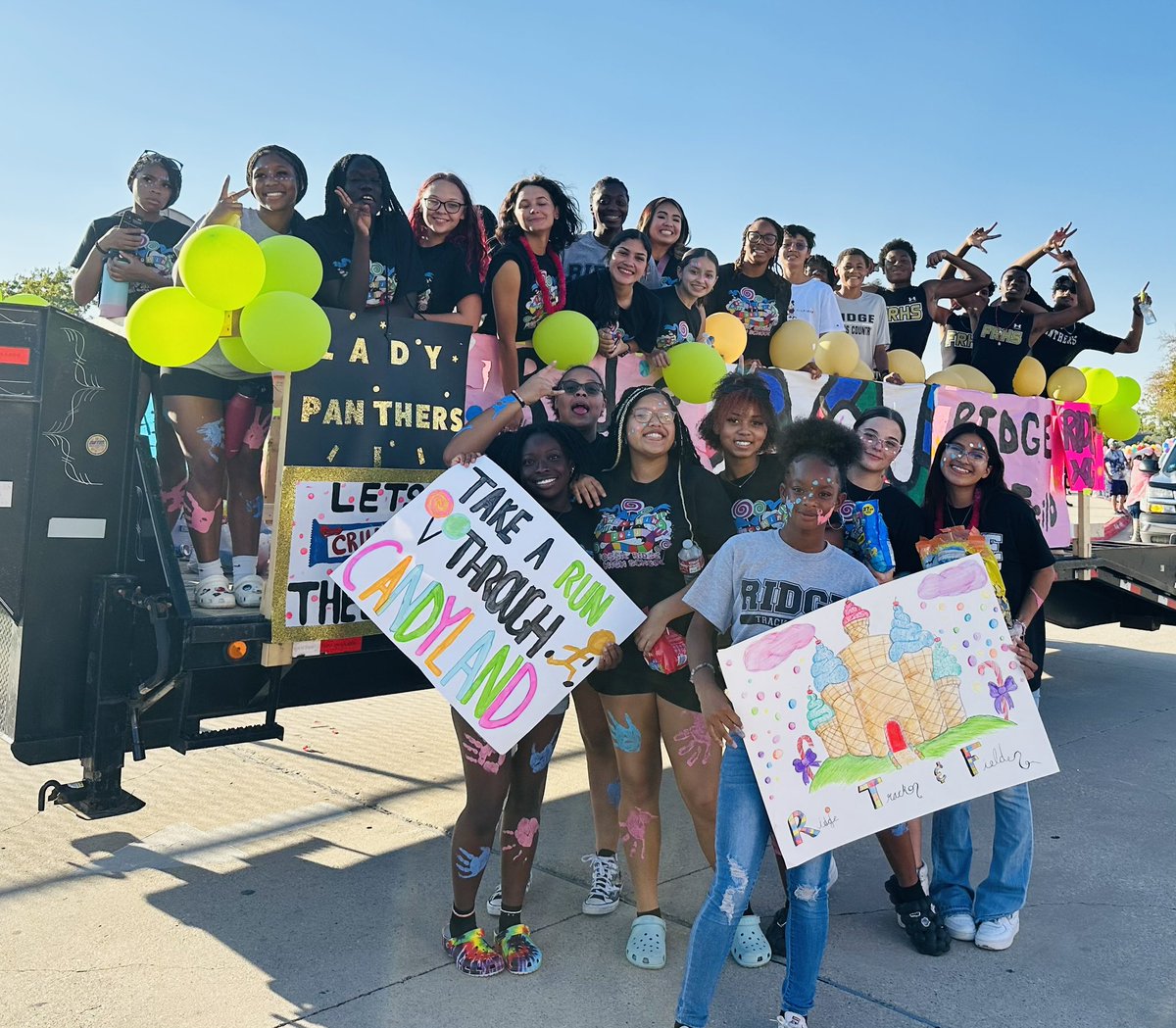 Fossil Ridge Track & Field/ Cross Country tweet media