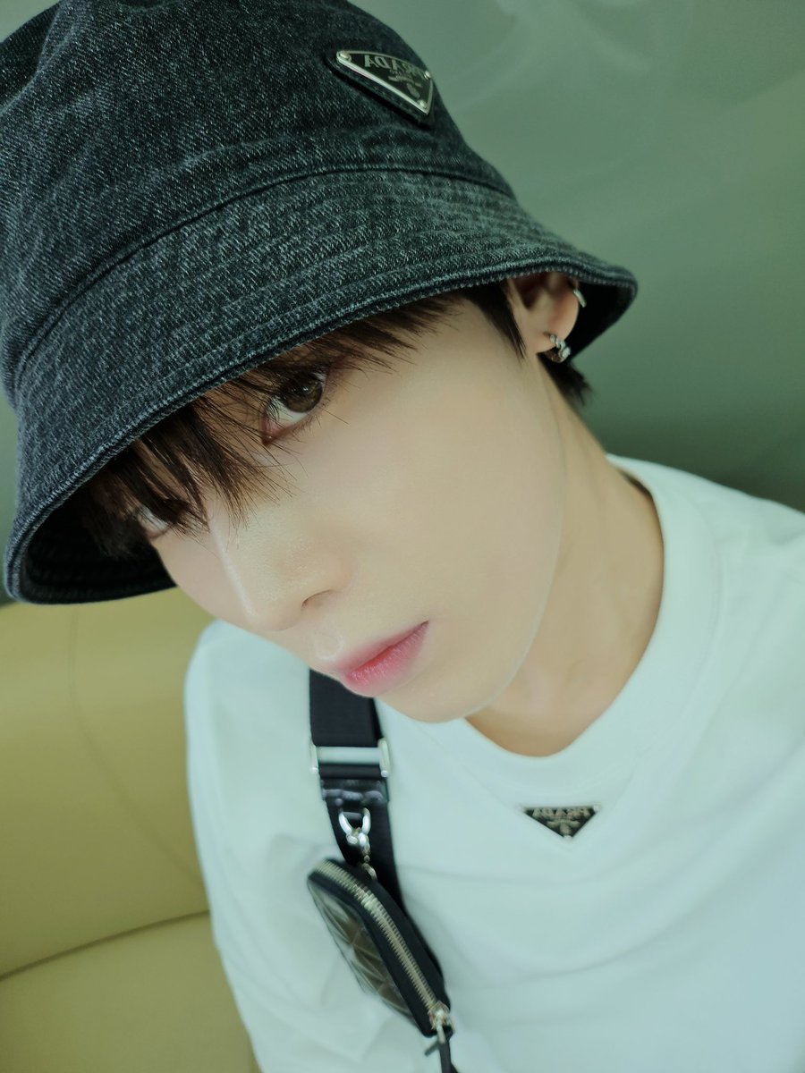 enhypenweverse's tweet photo. [ #선우's Post ] 230919

#SUNOO: ENGENEs I'll be back!

@ENHYPEN_members @ENHYPEN #ENHYPEN #엔하이픈 https://t.co/3NfzzyUzgZ