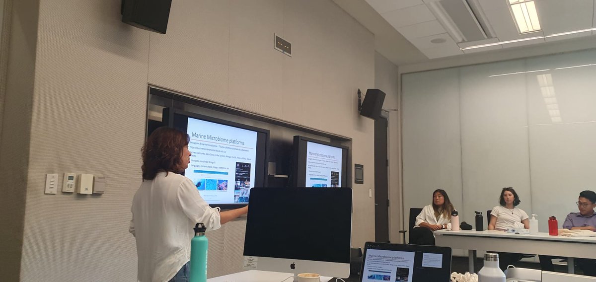 MMicrobiomesLab's tweet photo. Thrilled that our postdoc @ErikaPSantoro represented the #MMicrobiomesLab with a panel of students from #OregonUniversity visiting #KAUST to learn about #STEM and how to #communicateresearch! Effectively communicating science is essential for inspiring future scientists! https://t.co/JhS9oy0peK