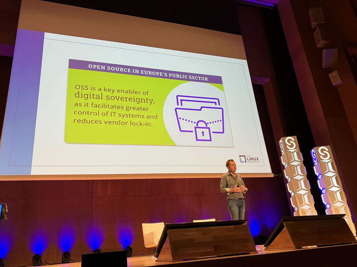 bcamerongain's tweet image. This Cyber Resilience Act (CRA) is very scary. But you can speak out, says Gabriele (Gab) Columbro @linuxfoundation #osssummit #opensourcesummit #opensource @thenewstack