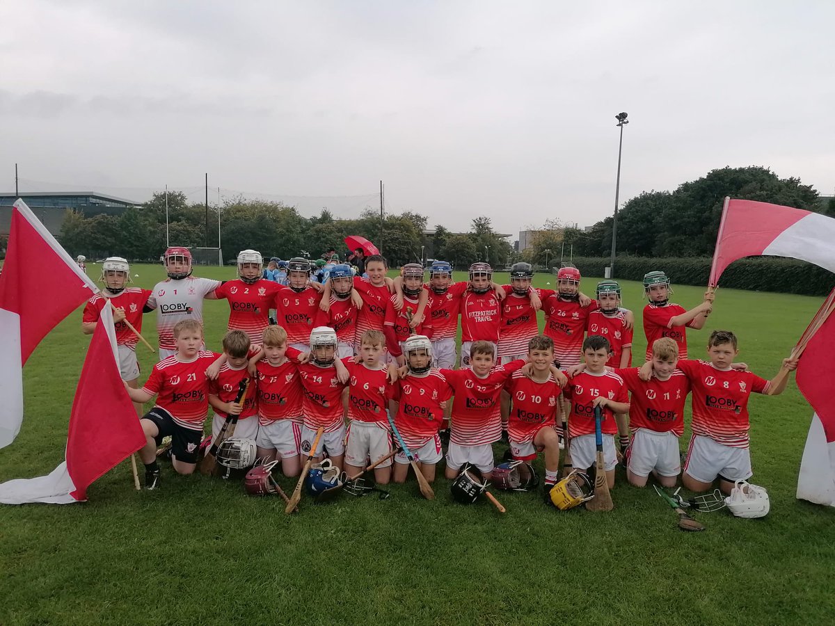 RoscreaHurling's tweet photo. Roscrea u11s participation in Kilmacud hurling Festival in UCD on Sunday...
Winning both of their groups and finals..👏👏
Well Done Boys 🇲🇨 https://t.co/b7js58zUFg