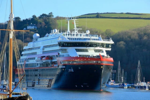 #CLIACruiseWeek is underway! Great opportunities to hear direct from cruise lines and cruise experts. And don't forget that cruising around the British Isles and northern Europe is increasingly popular. Fab way to travel #explore #cruise @CLIAUK