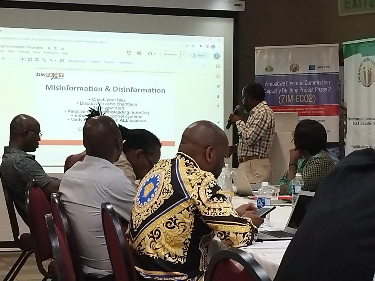 JMuchazoreka's tweet photo. #ZOCC,#PostEletctionZW,#UNESCO,#ZimbabweMediaCommission. Day 2 of ZOCC online content creators post election reflection.
Mr Chris Chinaka- "We are dealing with a lot of misinformation globally because the information ecosystem is nolonger dominated by professionals only..." https://t.co/8vTfJiWqca