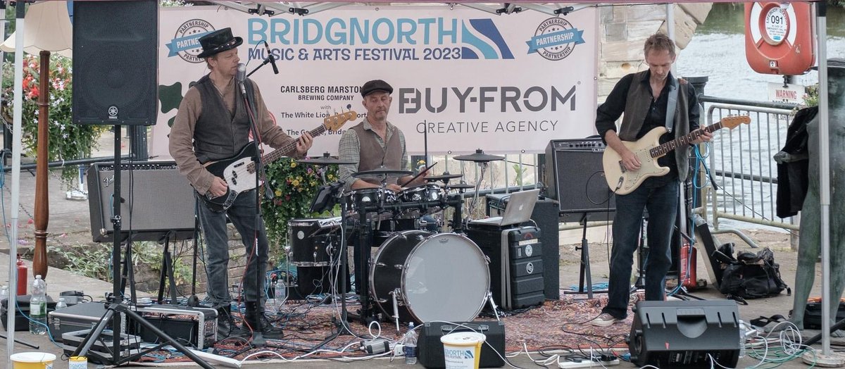 Hoo-Hah @BnorthFestival 
@MichaelaWylde <a href="/BBCLater/">Later...with Jools Holland on BBC Two</a> <a href="/bbcintroducing/">BBC Music Introducing</a> <a href="/bbchw/">BBC Hereford & Worcester</a> <a href="/lizziecrowdj/">Lizzie Crow</a> <a href="/SimoncBerry/">Simon Berry</a> <a href="/shropshirelive/">Shropshire Live</a> <a href="/WhatsOnShrops/">Shropshire What's On</a> <a href="/jimallthetime/">Jim Hawkins (he/him) 🧡</a> <a href="/JoolsBand/">Jools'R&B Orchestra</a> #newmusic #steampunk