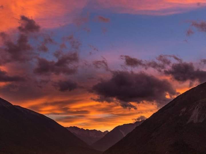 piitures's tweet photo. sunset and peace https://t.co/MsBp80aNKl