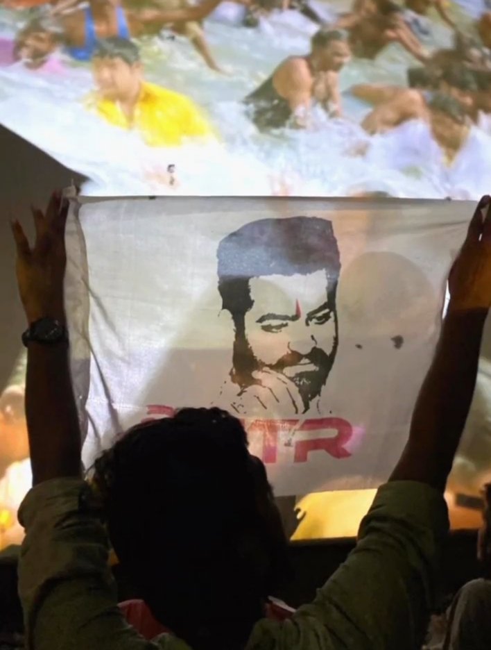 ManiDeep1160302's tweet photo. Jai ntr @tarak9999 #ManOfMasessNTR https://t.co/nV00U1GmwW