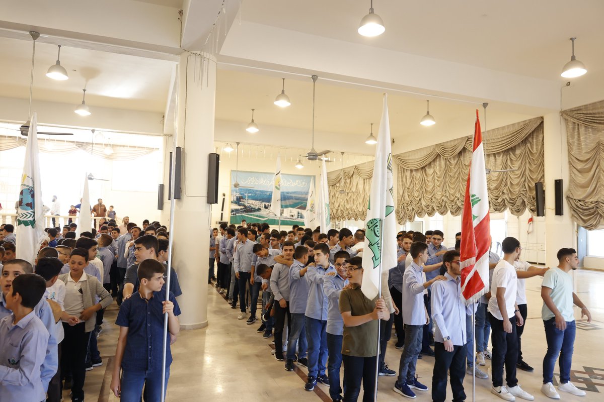 aaborglb's tweet photo. بمشيئة الله سبحانه في بداية شهر ربيع الأنوار تم الانطلاق بالعام الدراسي الجديد 2023/2024م.

فتح #أزهر_البقاع أبوابه استقبالاً لطلابه الأعزاء.

#أزهر_البقاع
#مؤسسات_أزهر_البقاع
#أزهريون_ونفتخر
#المدرسة
#بداية_العام_الدراسي https://t.co/MQdQ7pmbCG
