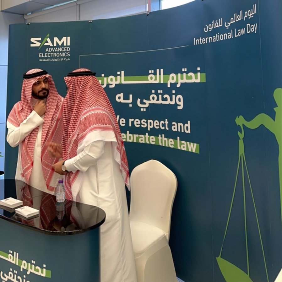 UnitedexpertsSa's tweet photo. شارك فريق عمل شركة #الخبراء_المتحدون_للمحاماة بالتعاون مع @AECSaudiArabia في تفعيل اليوم العالمي للقانون. https://t.co/y3moMf8OPq