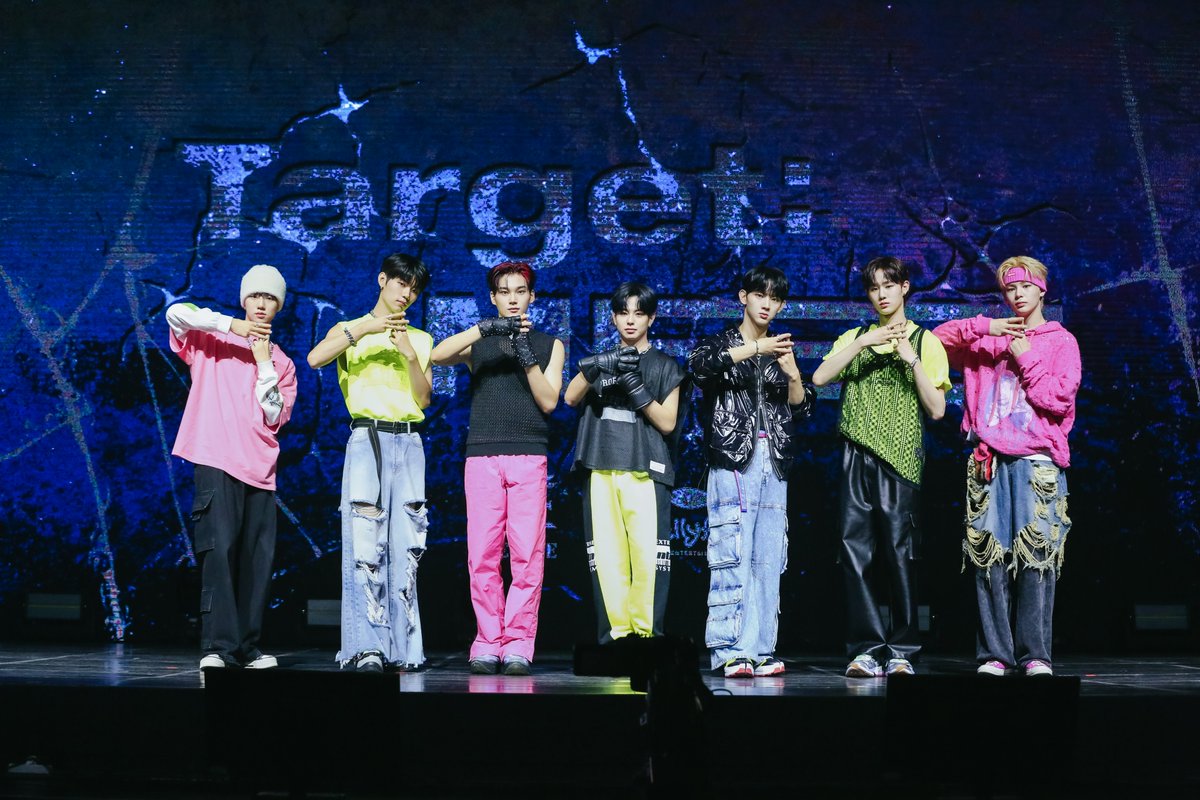 KPOPFAVE_'s tweet image. [230919] "Our goal for now is to win a music show! We want our hard work (as well as ENNVEs') to pay off!", @EVNNE_official said. 🎯 You heard them, guys?! Let's help them get what they deserve! #EVNNE #이븐 #Target_ME #TROUBLE #EVNNE_SHINING_DEBUT