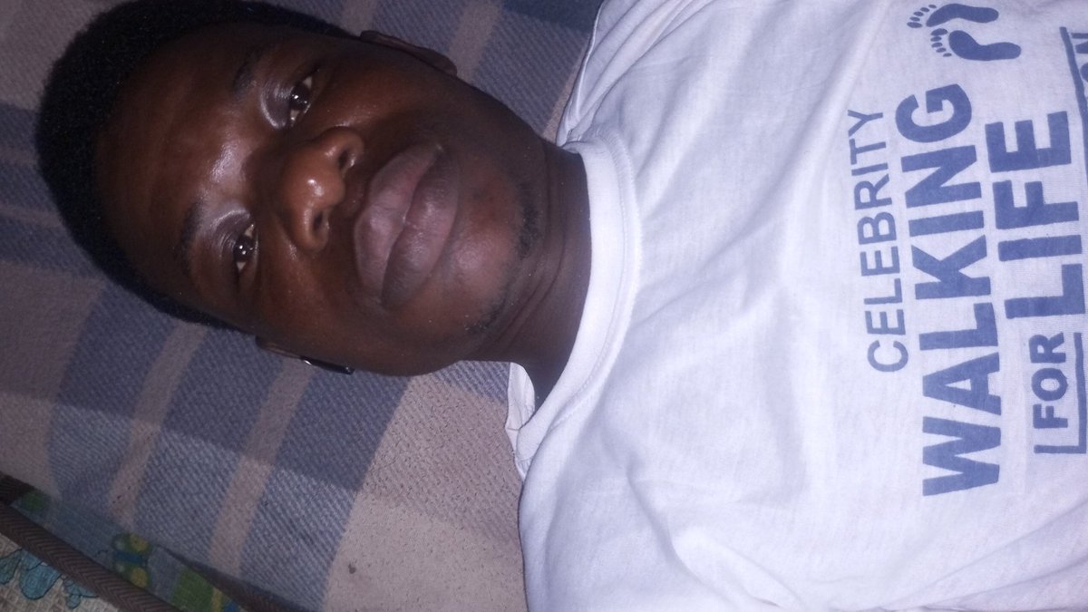 DexcoMoses8216's tweet photo. I need help oo https://t.co/XVR6f37Jzo