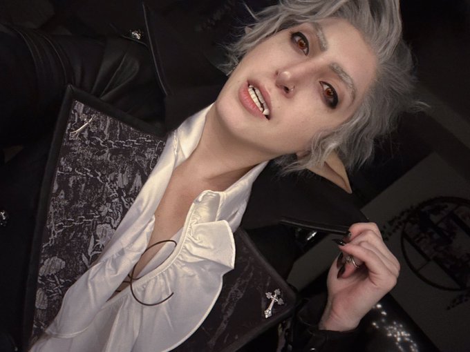 Astarion 🩸 https://t.co/M7B5ZOpim2<a href="/tag/mdzs"class="tags"><span>#mdzs</span></a>