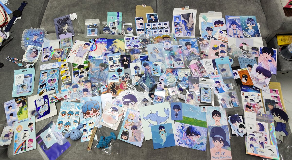 agiraryu_'s tweet photo. เฟ่สุดท้ายผมไปสุดมาก ไปแต่เช้ากลับตอนเย็น ได้เพื่อนมากลุ่มใหญ่เลย เขินมาก พูดไม่เก่ง(มั้ง)แต่ทุกคนสดใสมากเล��� อ๊ากก ดีใจ คนเยอะมากจริงๆ GAWของทุกๆคนน่ารักมาก ทำให้พ้มรู้สึกมีแรงบรรดาลสุดๆเลย ขอบคุณทุกๆคนเลยนะคะ🩵🩵

#YejunBDStudio_BKK https://t.co/UPTgdm3stE