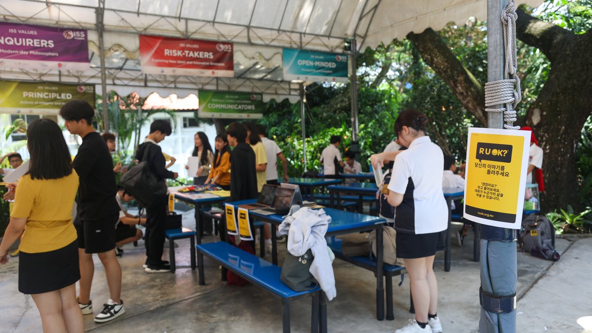 ISSIntSch's tweet photo. Last week, we celebrated R U OK? Day, promoting mental health awareness and foster a culture of openness and support. Similar to 'Our Kampong Spirit', we create a close-knit and supportive community where everyone matters.

#Actwithcare #Educatingtomakeadifference https://t.co/F4Ri85M2fr