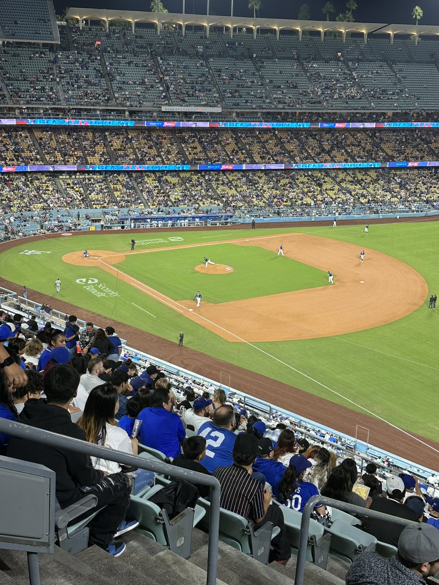 DeannaOrlando's tweet photo. Had a great time @Dodgers  stadium with @CZRFAZ99 and the So Cal Chilis team and their families raising awareness for #StJude. #Chililove meeting so many Chiliheads. Thanks @travishorne23  for finding getting me tickets. https://t.co/JPmTovUntP