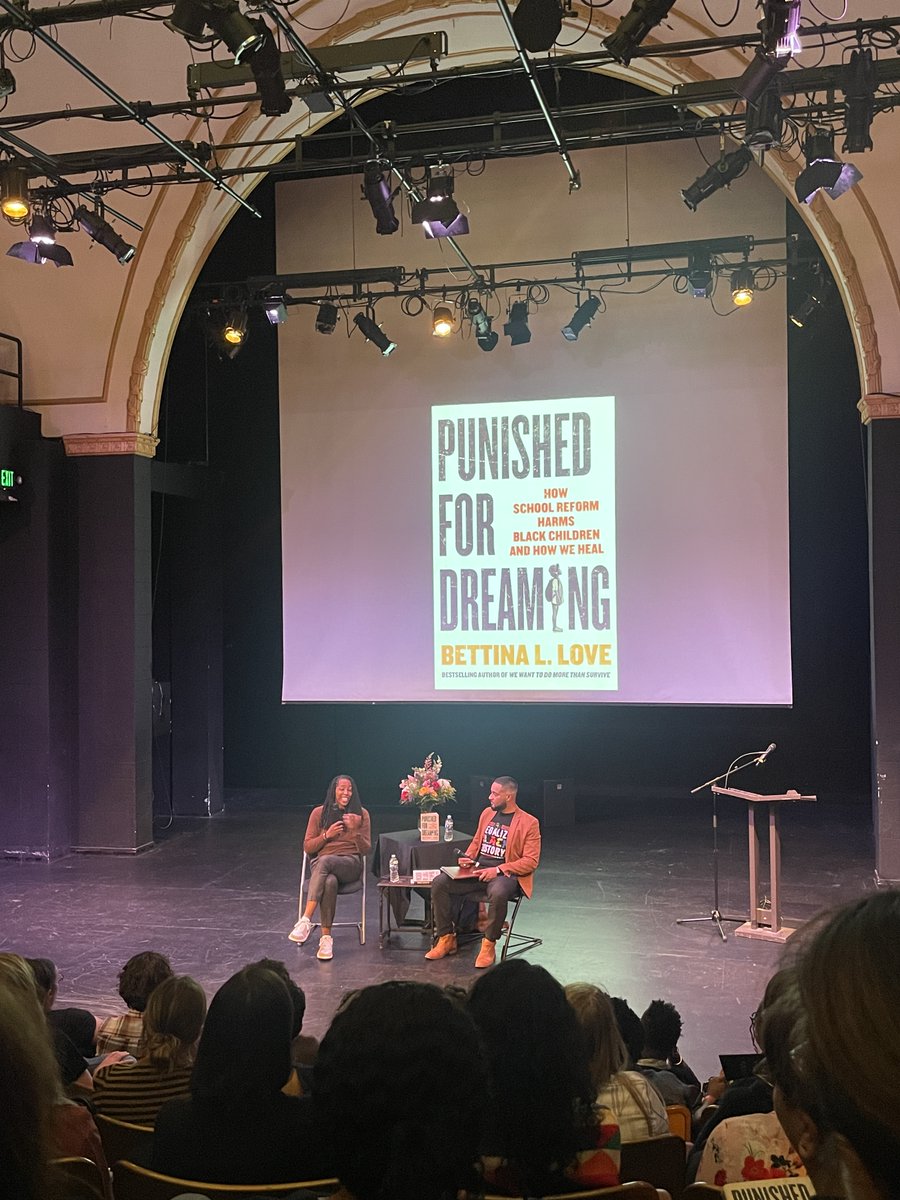 Seattle was inspired tonight!
@BLoveSoulPower
took us before and after Brown, through harm toward reparation, joy, love for Black children and teachers static.macmillan.com/static/smp/pun…… #punishedfordreaming #ordernow #booktour #abolitionistteaching #edureparations