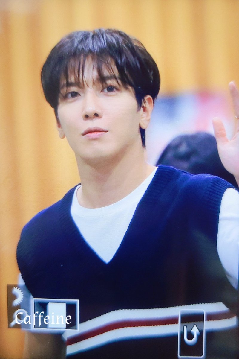 Caffeine0622's tweet photo. 230919 출근 프리뷰 

#정용화 #YONGHWA
#CNBLUE #씨엔블루
@JYHeffect https://t.co/KVTYECC6Fq