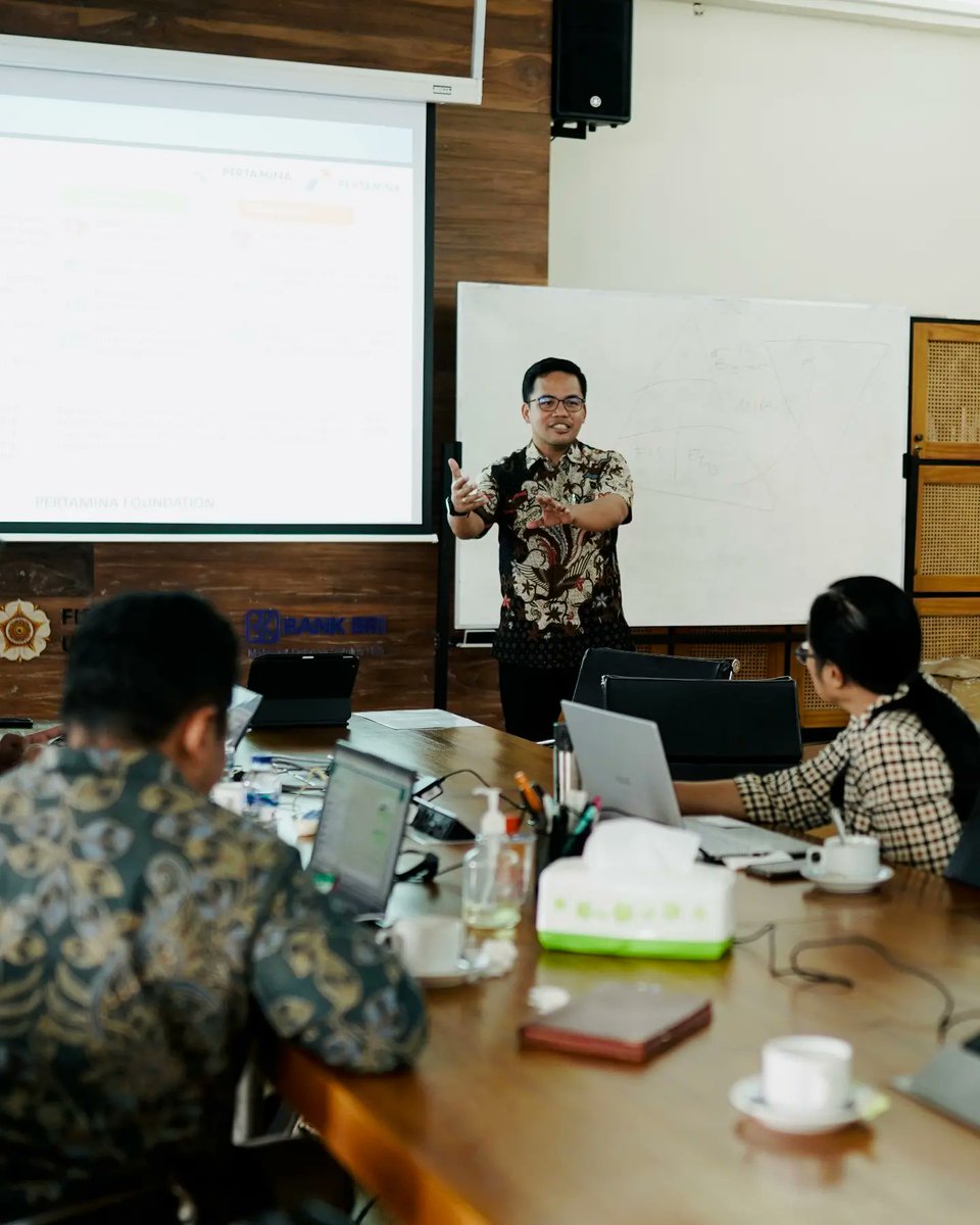 DPP FISIPOL UGM tweet media