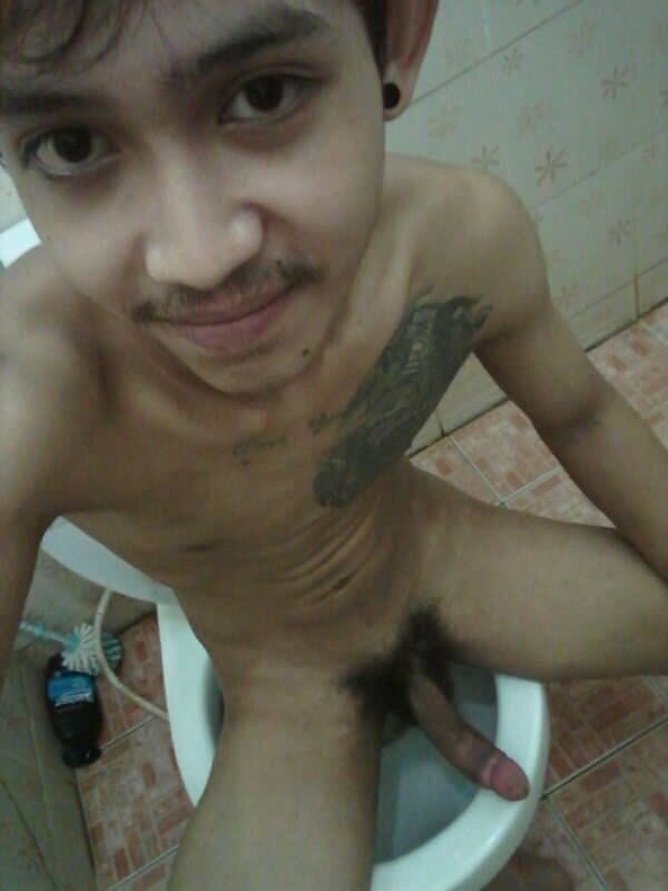 SiNet73908003's tweet photo. ប្រុសសុទ្ធ ធ្វេីកានៅហាង2500 នៅមុខពេទ្យរូស្សី https://t.co/9JD0xy90VB