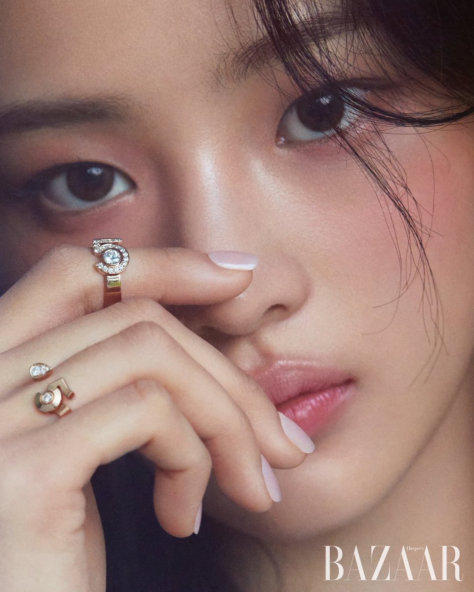 190923 | Harper's BAZAAR Korea için Minji'nin Chanel işbirliğiyle Ekim 2023 sayısının resimli önizlemesi yayımlandı! #NewJeans #뉴진스 #MINJI #민지