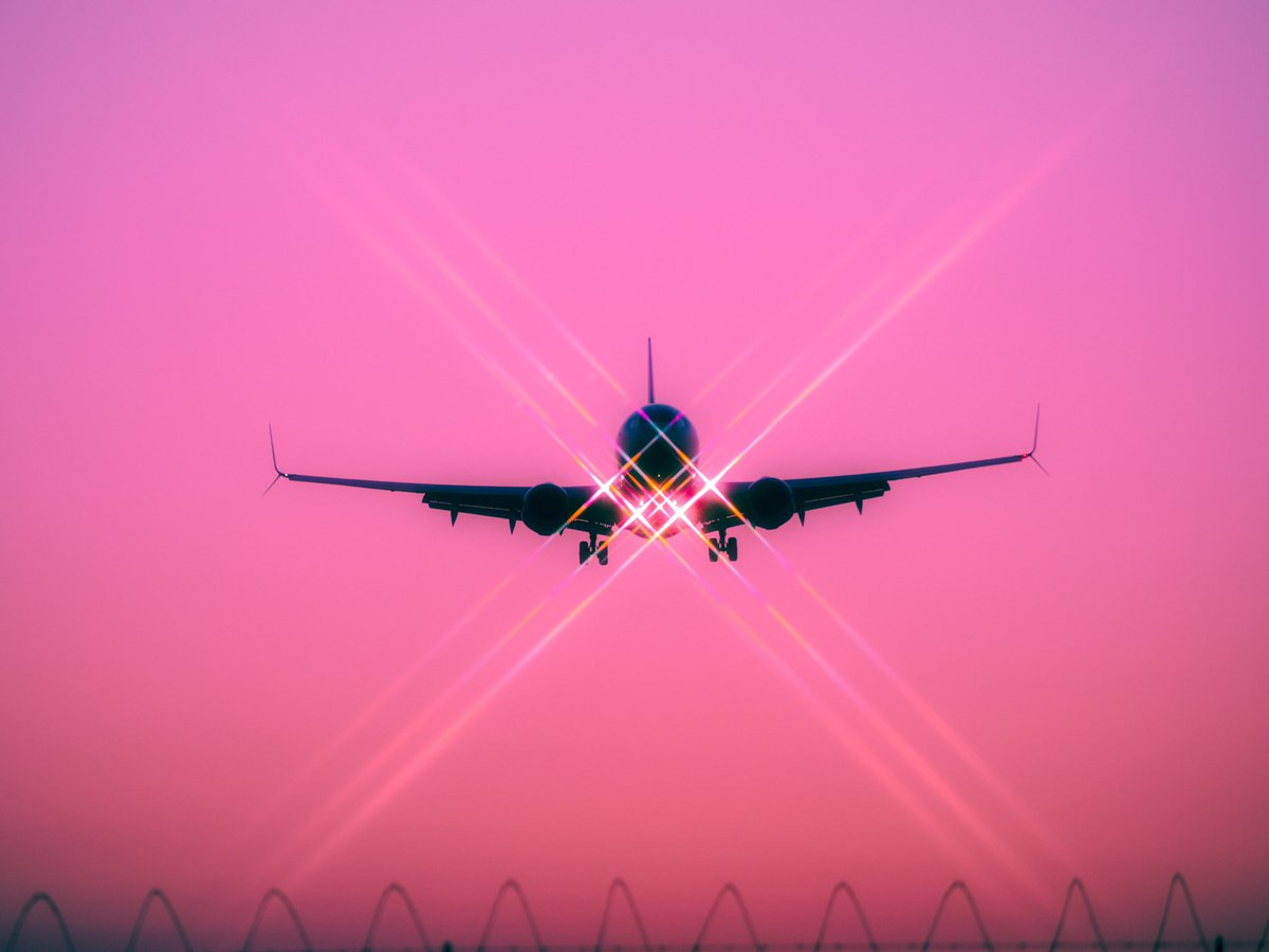 coming home. #burbankairport #aviation