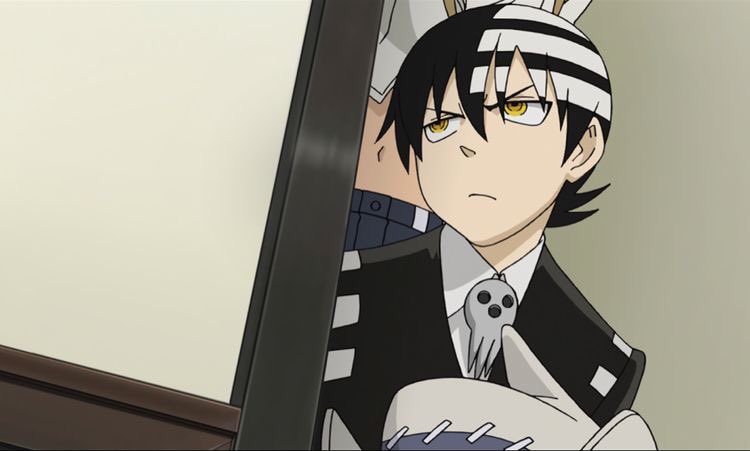 “ นี่ก็พักกลางวันแล้วอย่าลืมกินอาหารให้ครบ8อย่างด้วยแล้วกัน ฉันจะไม่เตือนอีกเป็นครั้งที่สอง! เพราะฉนั้นนั่งตัวตรง 90° จับช้อนส้อมเอียง 45° ผ่าอาหารให้ตรงนะ !”