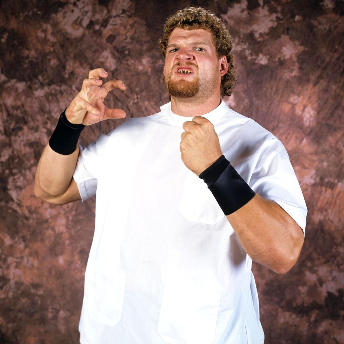 WWFWrestling1's tweet photo. π· WWF studio shot of the day - Isaac Yankem, D.D.S.! πΈ Photo from 1995. π¦· #WWF #WWE #Wrestling #Kane #IsaacYankem https://t.co/YiE4T3Uxgt