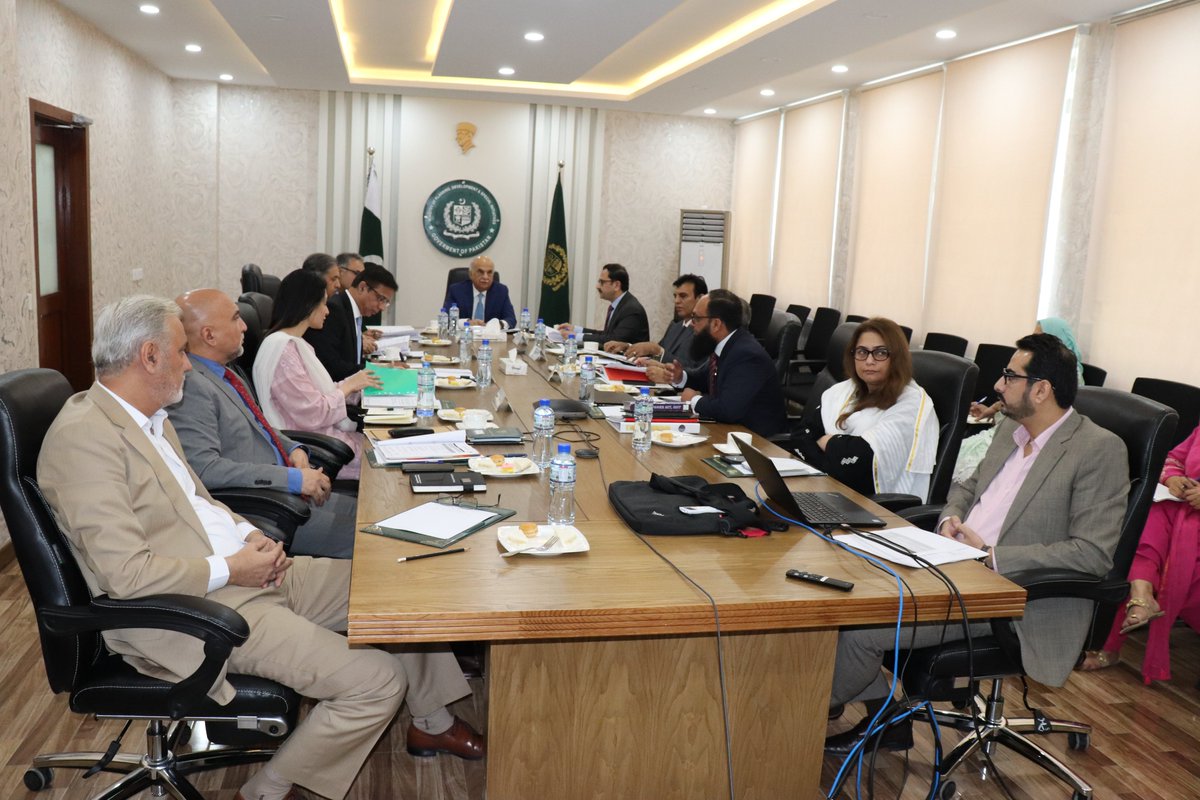 ndrmfpk's tweet photo. NDRMF's 36th Board of Directors Meeting held at Ministry of Planning Development and Special Initiatives (MoPDSI)
Islamabad 19th September, 2023
@PlanComPakistan
#optimisingimpact https://t.co/LoMfOzAonT