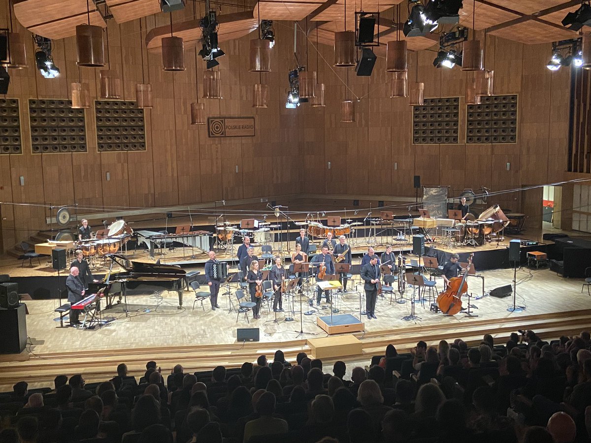 Warsaw Autumn Festival of Contemporary Music offered another brilliant premiere of Bernhard Lang’s 50 minutes play on “Rachela”, a tribute to the Ghetto Suffering &amp; Uprising 80 years ago. 
Not a single boring moment, captivating and moving music by Sarah Maria Sun &amp; Klangforum!