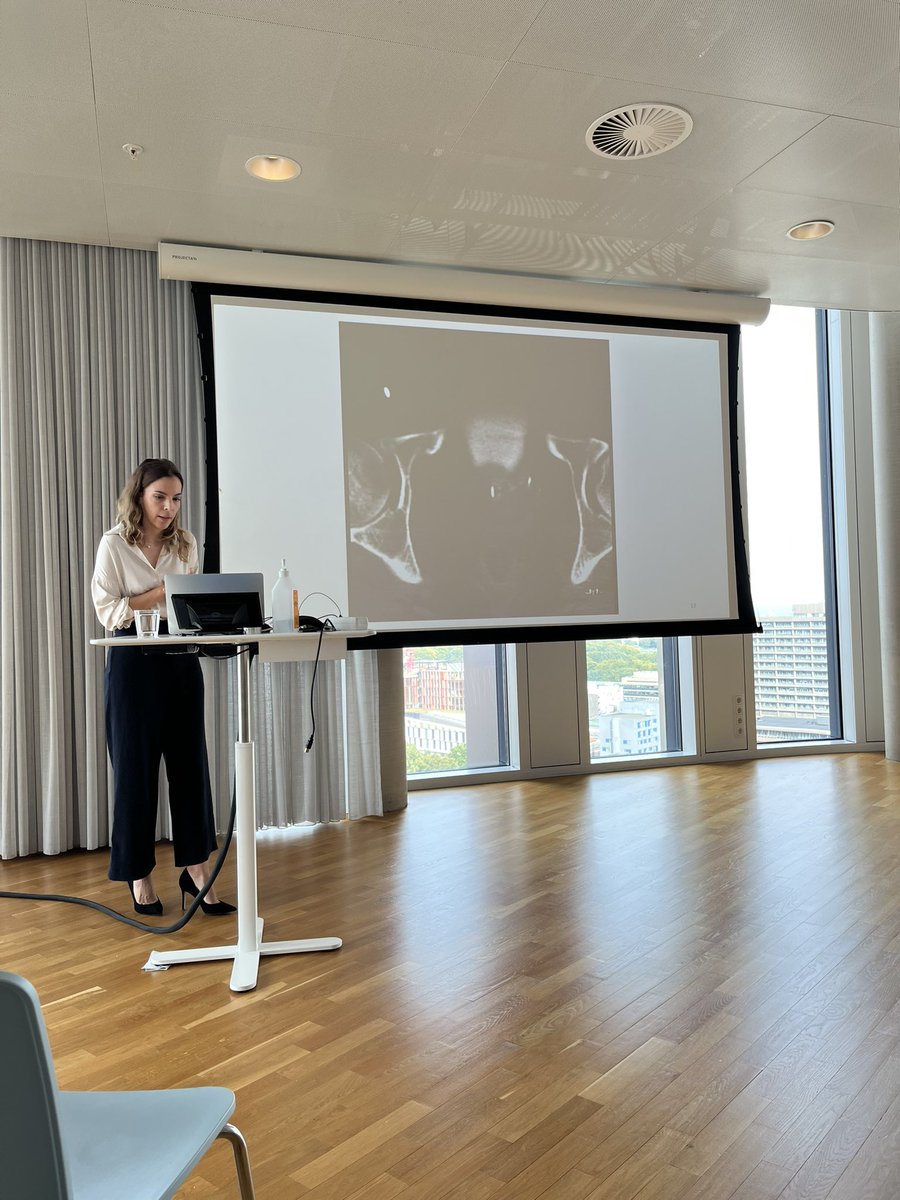 Andreas Røder tweet media