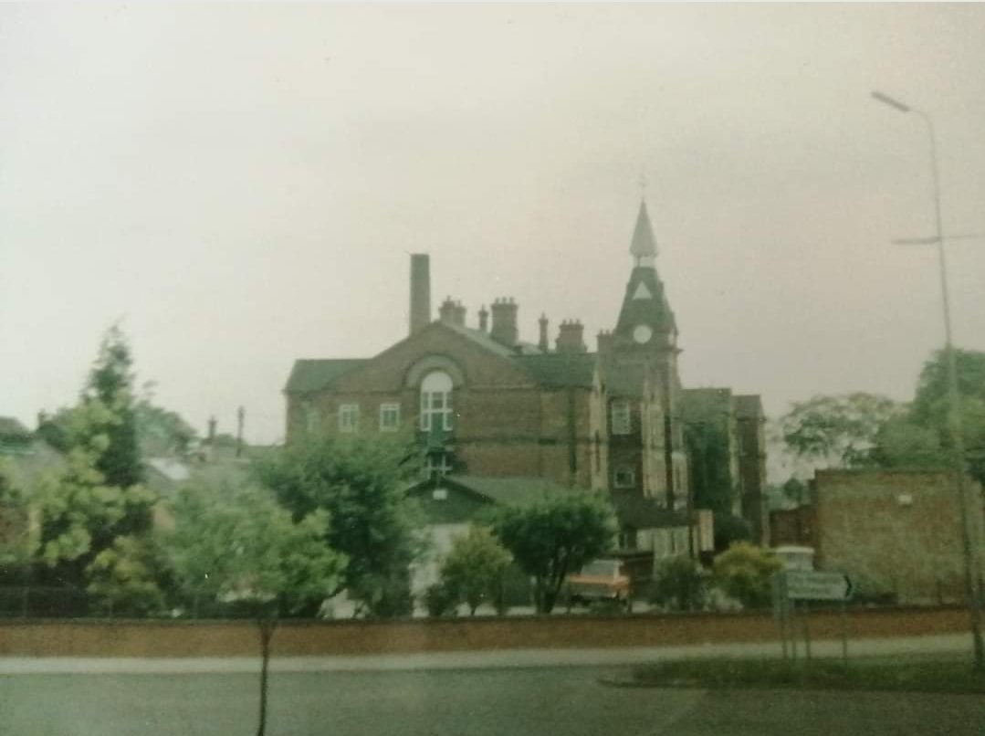 So 40 years Ago Today I started my life in the NHS as a Apprentice Plumber at the Manor hospital Derby . I could never of imagined where it would take me or give me. Its been a life full of learning, laughs and a few bits of sad. Thank you NHS #freeatpointofcare