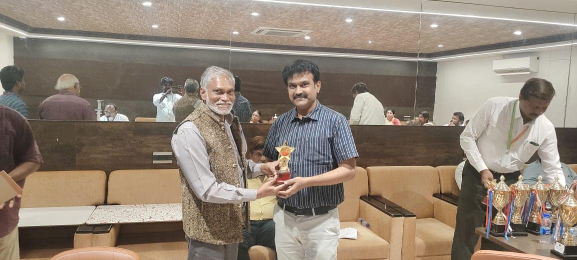 VC_SIMATS's tweet image. Internal Quality Assessment and Performance Review activities:
Best performing colleges were appreciated, motivated and awarded.