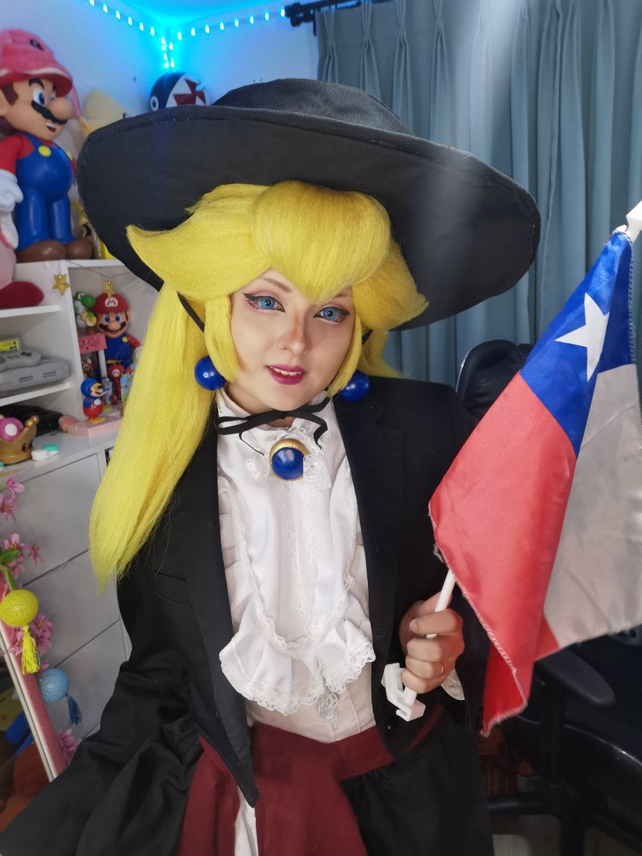 antharesredstar's tweet photo. Primera edición de la fonda RedStar Uwu gracias a los que me apañaron en Stream!! Durante el día posteo en insta uwu
. 
#princesspeachcosplay #streamerchilena #cosplayerchilena #nintendo #supermariobros https://t.co/FFpL5MSvxg