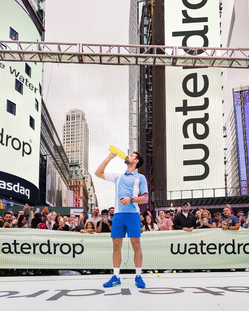 Dorothy_Nolena's tweet image. drink more water💧
#nolefam #djokovic #waterdrop 
@DjokerNole @jelenadjokovic @NovakFanClub @drink_waterdrop