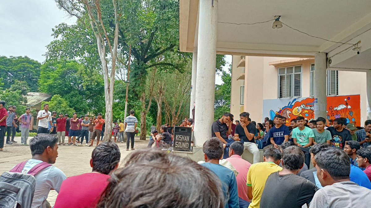 Bezbaruah09's tweet photo. Almost 30 hours of hunger strike. Stay strong NITS. We can and we will win. 
#NITS #JUSTICE4KOJ
#Resign_BK_Roy
#NITS
#SUICIDE_AT_NITS
#HUNGER_STRIKE_NITSILCHAR
@NewsLiveGhy @ZeeNewsEnglish @ndtv @htTweets @ANI  @aajtak @ABPNews  @Republic_Bharat   @TimesNo @DY365 @himantabiswa https://t.co/xJ3aZvPLY0