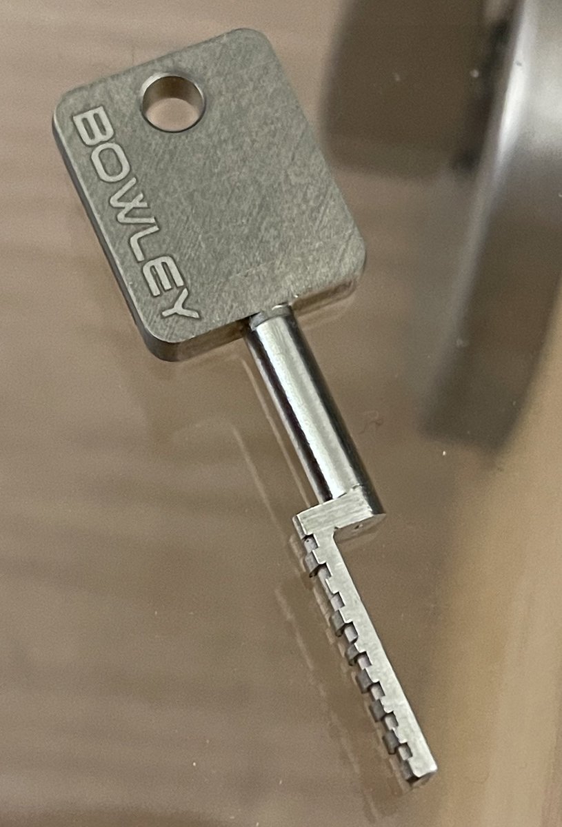 <a href="/jeremyjudkins_/">Jeremy Judkins</a> Hopefully you bought a <a href="/BowleyInc/">Bowley Lock Company Inc.</a> Bowley Lock because they are one of the locks in the world that cannot be picked.    That’s what I have at home.  #ROTASERA