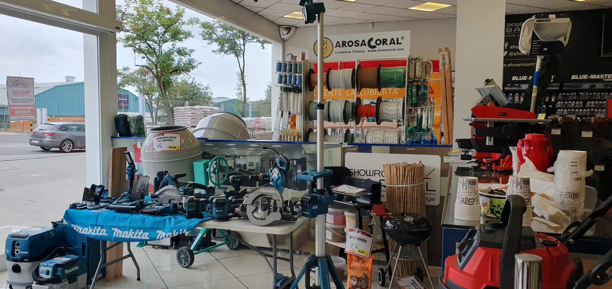 Buenos días. Ayer tuvimos una experiencia <a href="/MakitaEspana/">Makita España S.A.</a> muy útil en nuestra tienda de Mejorada del Campo. Fue un verdadero placer compartirlo con nuestros clientes. 
#makitatools #herramientasprofesionales